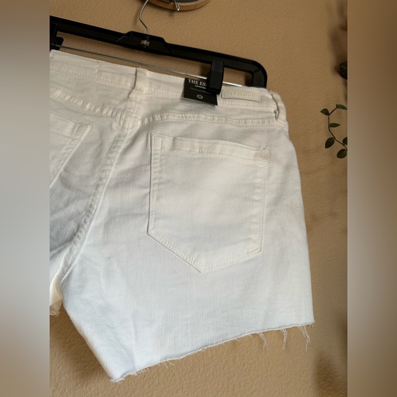 Blank NYC distressed cut off white denim jean shorts size 29 - Picture 5 of 10